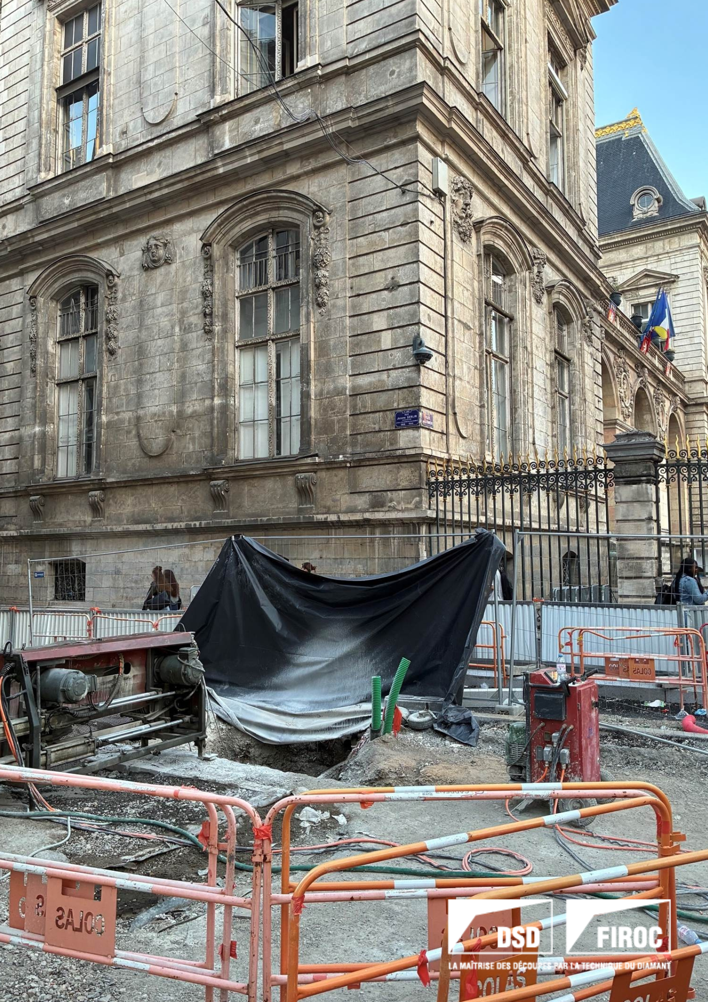 [Rhône – Lyon (69)] – Désolidarisation d’un élément en béton armé de surface 3,20 x 4,00 m sur 0,80 m de hauteur 